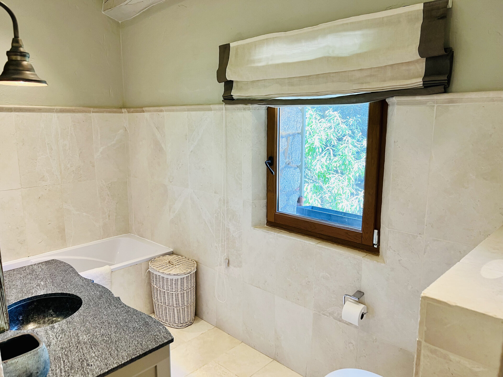 Bastide 1 interior