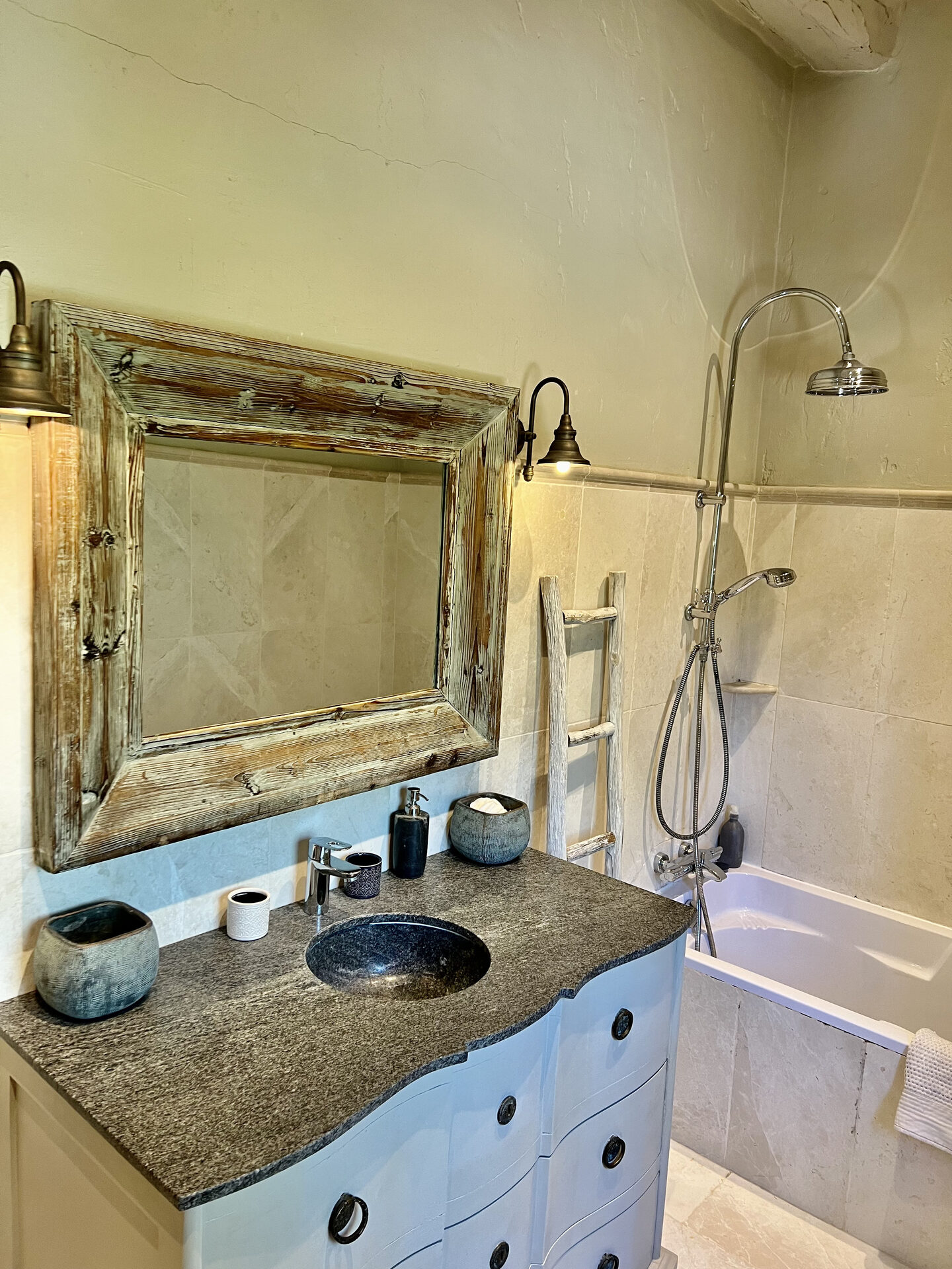 Bathroom detail