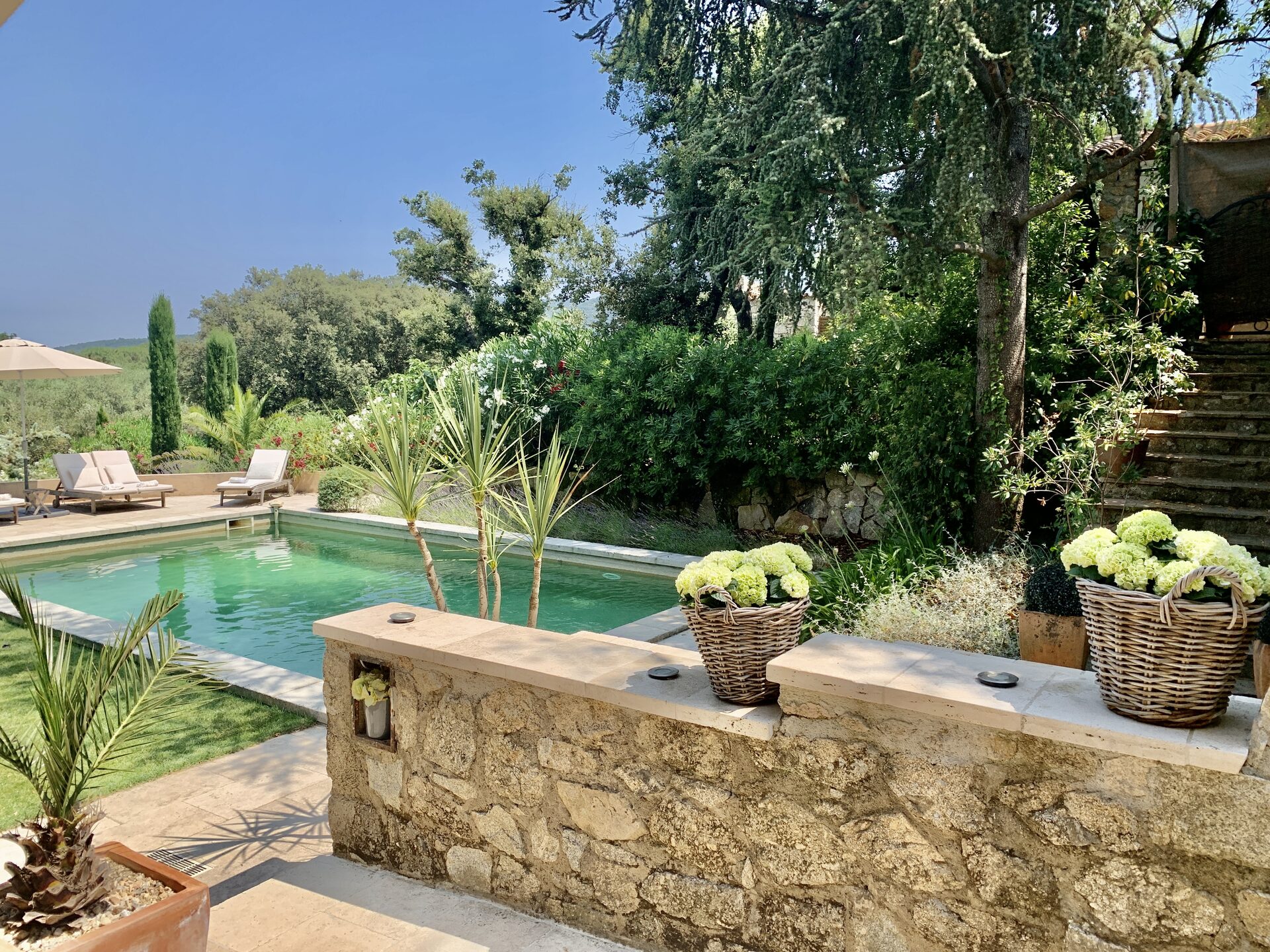 Bastide 2 interior