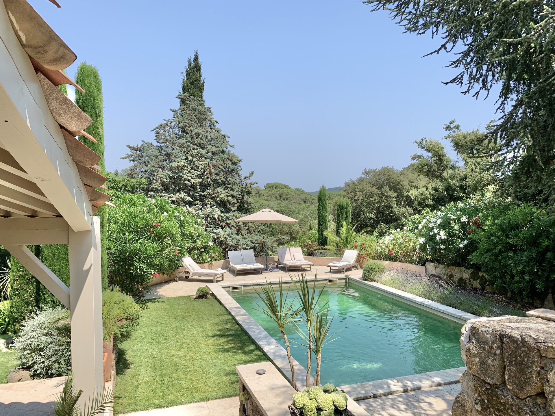 Bastide 2 interior